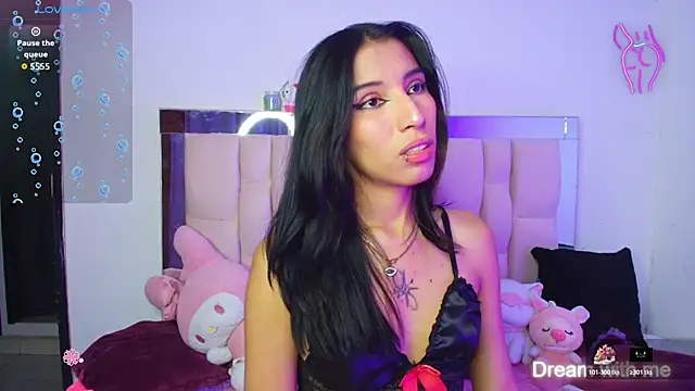 Snapshot of Silver_Rosex chatting on 10-25-25, 05:15 Silver Rosex online show from 10-25-25, 05:15