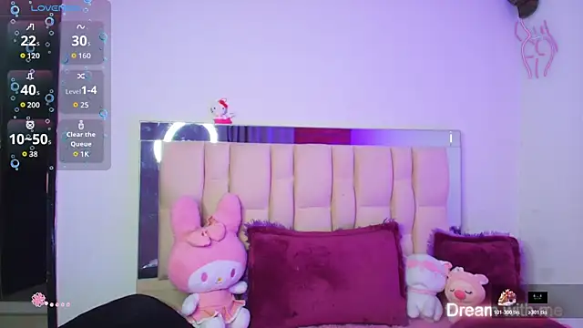 Snapshot of Silver_Rosex chatting on 10-29-25, 08:05 Silver Rosex online show from 10-29-25, 08:05