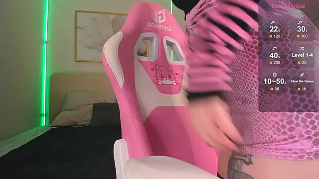 blue nymph1 online show from 12-21-25, 03:35