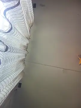 Lauren Amabel online show from 04-27-26, 08:23