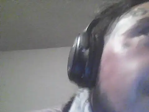 Snapshot of justthetip4209 chatting on 05-06-26, 01:57 justthetip4209 online show from 05-06-26, 01:57