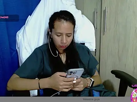 Danielagomez33 online show from 03-22-26, 12:47