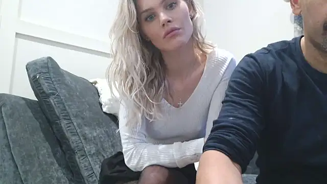 English Teen Evelyn online show from 02-16-25, 04:53