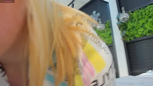 Snapshot of Blue_Angell chatting on 03-10-25, 10:13 Blue Angell online show from 03-10-25, 10:13