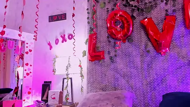 VeronicaOlson  online show from 02-14-25, 04:47