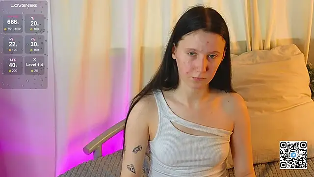 mon lola online show from 01-13-25, 06:27