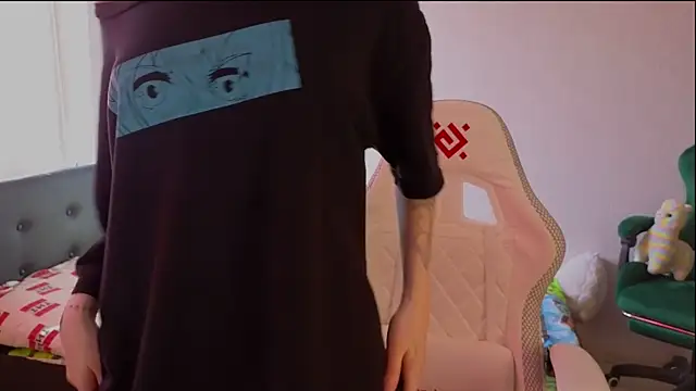 mon lola online show from 03-17-25, 07:35