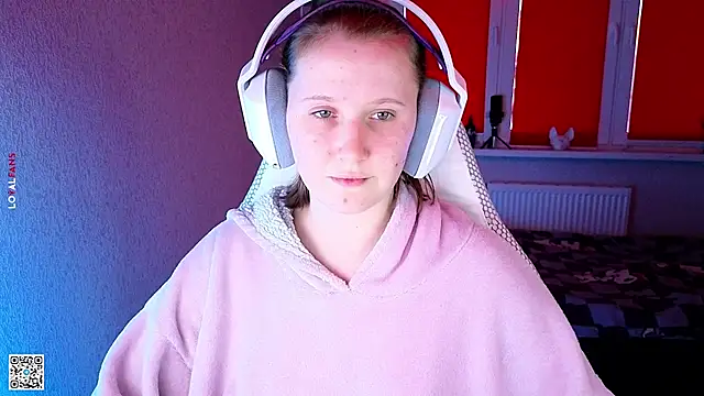 mon lola online show from 09-28-25, 02:55