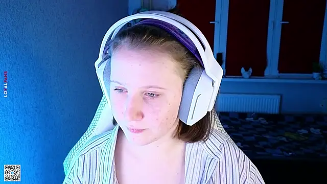 mon lola online show from 10-03-25, 04:26