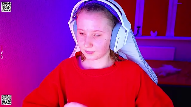 mon lola online show from 12-02-25, 04:57