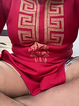 Red-Magic-25 online show from 03-12-26, 05:24