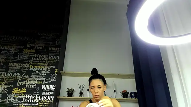 Snapshot of MyaBlack chatting on 03-01-25, 04:26 MyaBlack online show from 03-01-25, 04:26