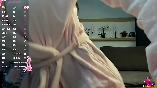 Snapshot of MyaBlack chatting on 03-17-25, 03:57 MyaBlack online show from 03-17-25, 03:57