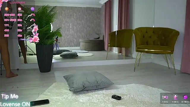 Snapshot of MyaBlack chatting on 09-16-25, 03:18 MyaBlack online show from 09-16-25, 03:18