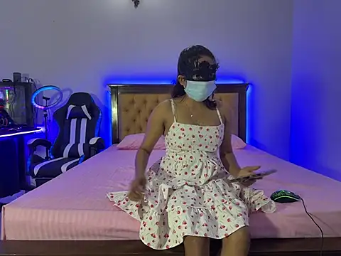 Tatoo girl online show from 01-22-25, 04:44