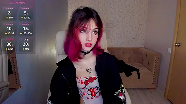 Snapshot of Ink__pleasure chatting on 01-21-25, 07:06 Ink  pleasure online show from 01-21-25, 07:06