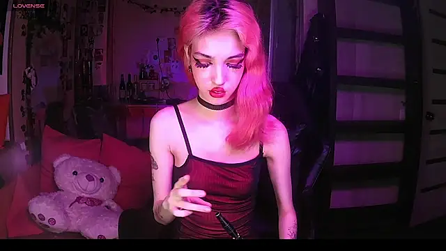Snapshot of Ink__pleasure chatting on 10-07-25, 11:13 Ink  pleasure online show from 10-07-25, 11:13