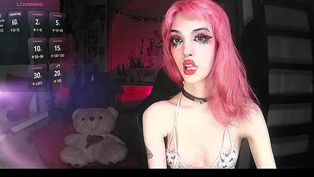 Snapshot of Ink__pleasure chatting on 10-10-25, 10:09 Ink  pleasure online show from 10-10-25, 10:09