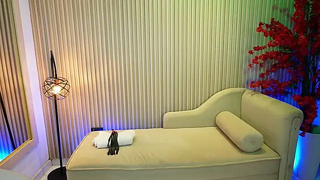 Emma Walkerr  online show from 09-25-25, 07:06