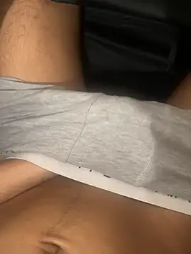 mdnn77 online show from 02-15-25, 04:01