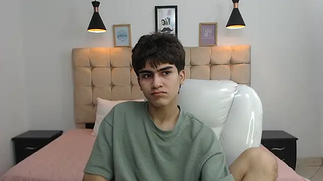 Tommy18   online show from 01-29-25, 04:58