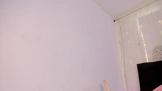 Bonny and carrot online show from 10-04-25, 07:12