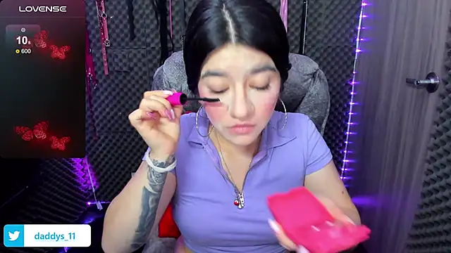 Snapshot of lilihot_ chatting on 01-22-25, 08:28 lilihot  online show from 01-22-25, 08:28