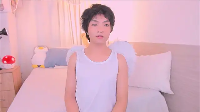 AllanYong18 online show from 01-11-26, 06:29