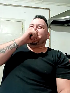 Snapshot of BogdanAlan chatting on 02-12-26, 06:47 BogdanAlan online show from 02-12-26, 06:47