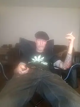 Snapshot of filthymind619 chatting on 11-25-25, 01:05 filthymind619 online show from 11-25-25, 01:05