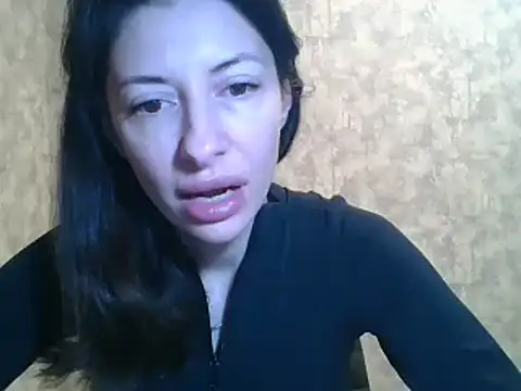 Snapshot of LissaBlossom chatting on 03-10-25, 04:28 LissaBlossom online show from 03-10-25, 04:28
