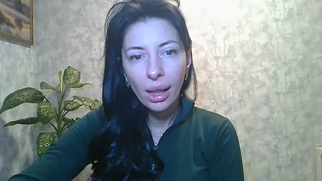 Snapshot of LissaBlossom chatting on 10-09-25, 03:48 LissaBlossom online show from 10-09-25, 03:48