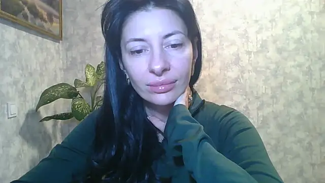 Snapshot of LissaBlossom chatting on 10-13-25, 04:56 LissaBlossom online show from 10-13-25, 04:56