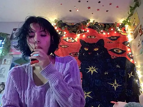 Snapshot of Rubyred2369 chatting on 01-24-25, 08:00 Rubyred2369 online show from 01-24-25, 08:00