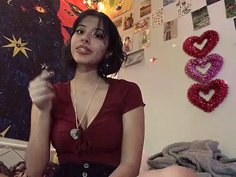 Snapshot of Rubyred2369 chatting on 02-12-25, 09:22 Rubyred2369 online show from 02-12-25, 09:22