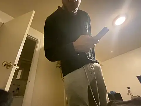 MrDaddyBbSnake online show from 01-17-25, 04:28