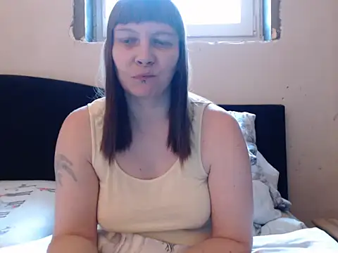 Snapshot of YviEngel87 chatting on 01-18-25, 11:11 YviEngel87 online show from 01-18-25, 11:11