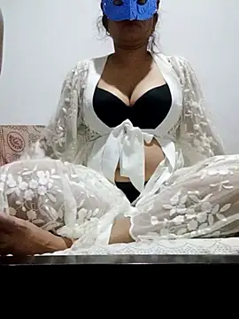 Queen princes online show from 03-02-25, 04:42