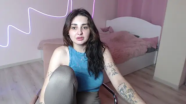 Snapshot of ZhenyyaAA chatting on 02-02-25, 08:30 ZhenyyaAA online show from 02-02-25, 08:30