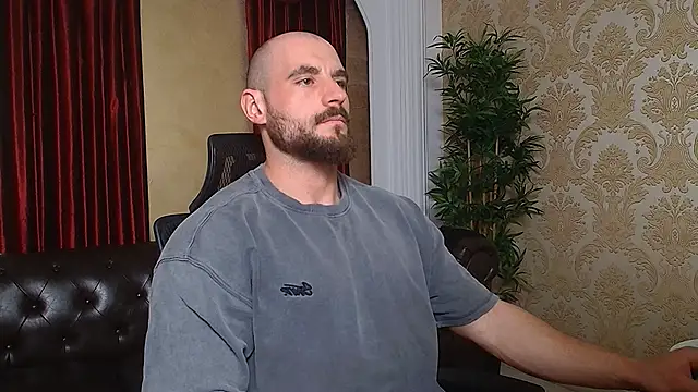 AdamJamesonn online show from 03-19-25, 06:24