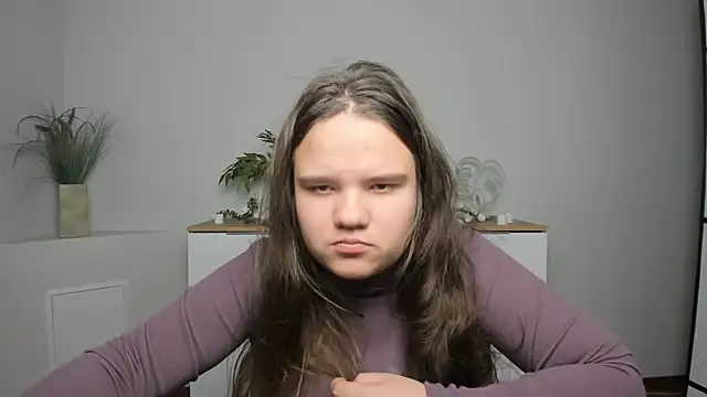 AdeleCruz online show from 01-19-25, 03:53