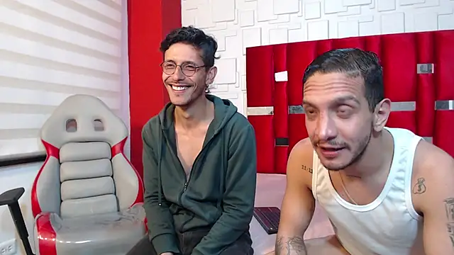 Snapshot of JackMex1 chatting on 10-11-25, 11:14 JackMex1 online show from 10-11-25, 11:14