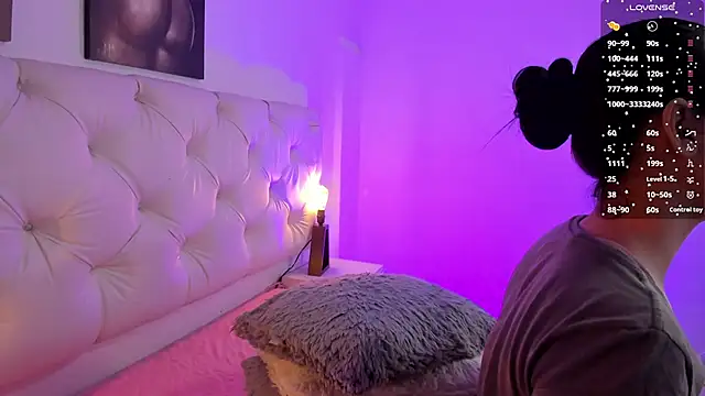 kathy bakerr online show from 11-17-25, 01:28