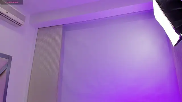 kathy bakerr online show from 04-23-26, 01:13