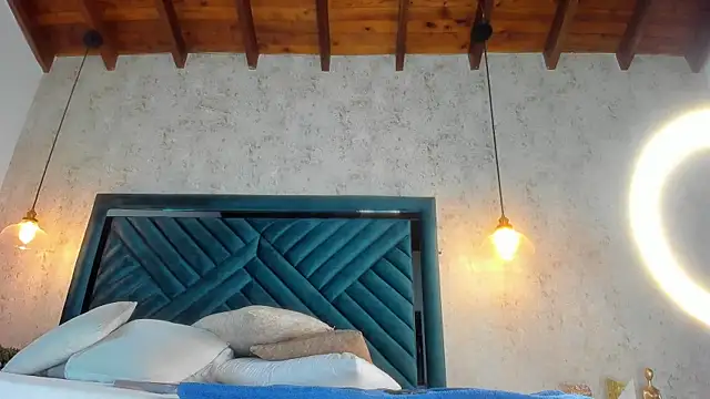 Marttina Ruiz online show from 04-27-26, 07:34