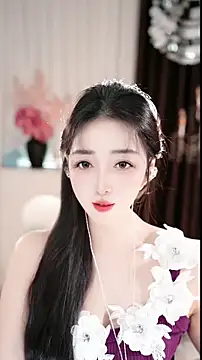 Snapshot of WenBao-Bao chatting on 03-08-26, 06:28 WenBao-Bao online show from 03-08-26, 06:28