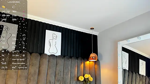 Snapshot of chelsea_bolton_ chatting on 12-02-25, 12:21 chelsea bolton online show from 12-02-25, 12:21