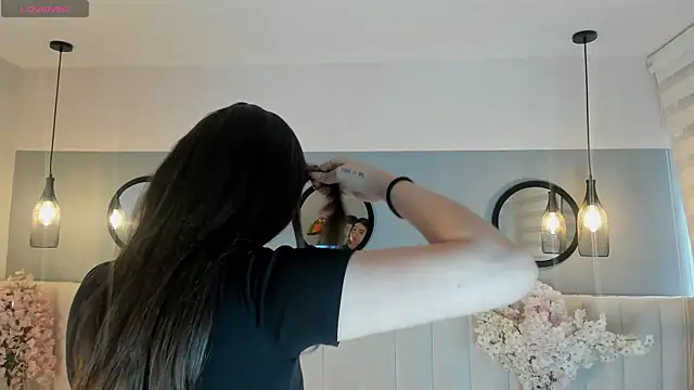 chelsea bolton  online show from 04-09-26, 12:21