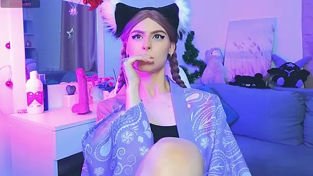 Emily  Mooree online show from 01-31-25, 07:18