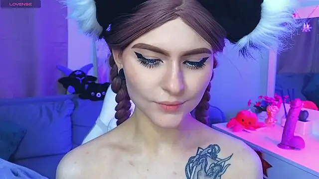 Emily  Mooree online show from 02-03-25, 10:58